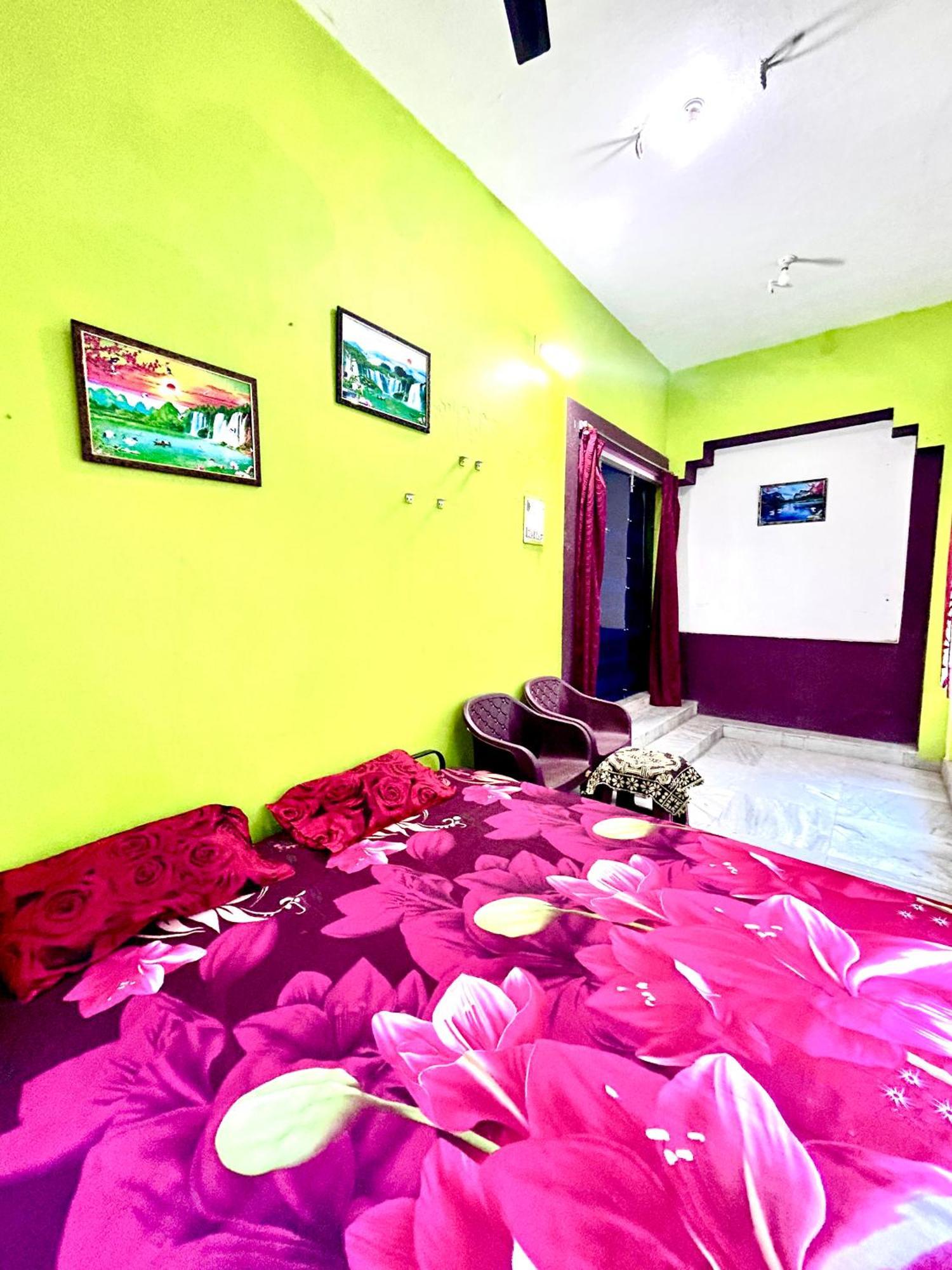 Shree Nivas Homestay Пури Экстерьер фото